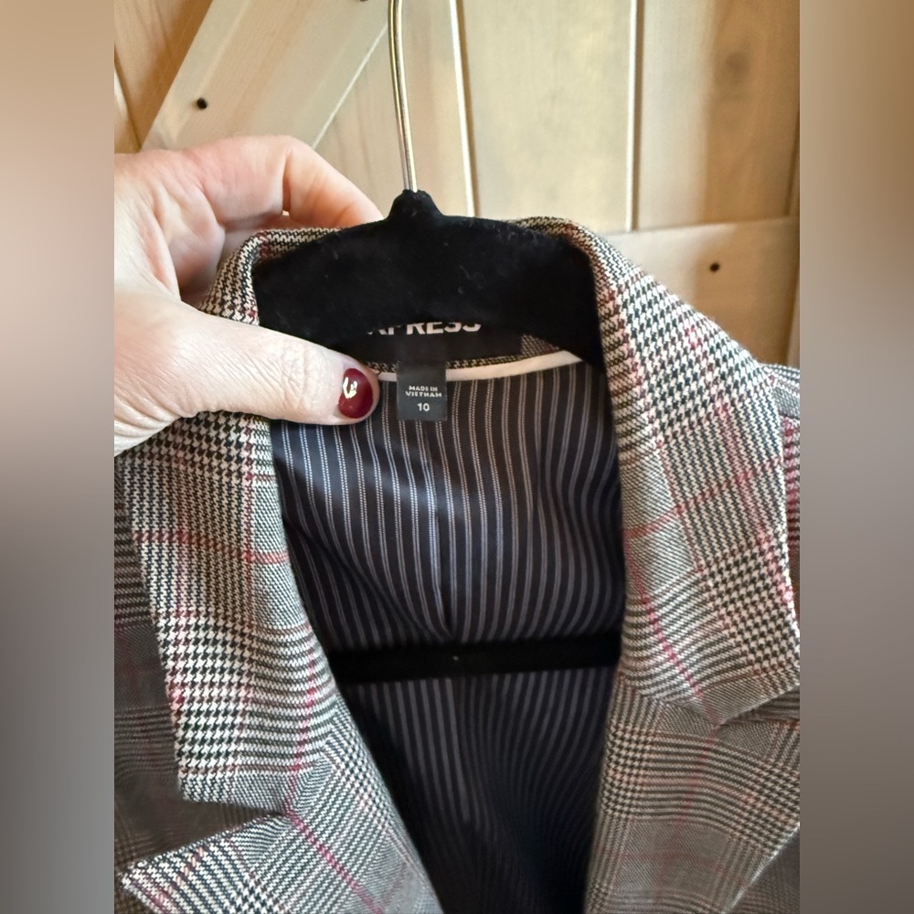 Express Tailored Plaid Blazer - Picture 2 of 10